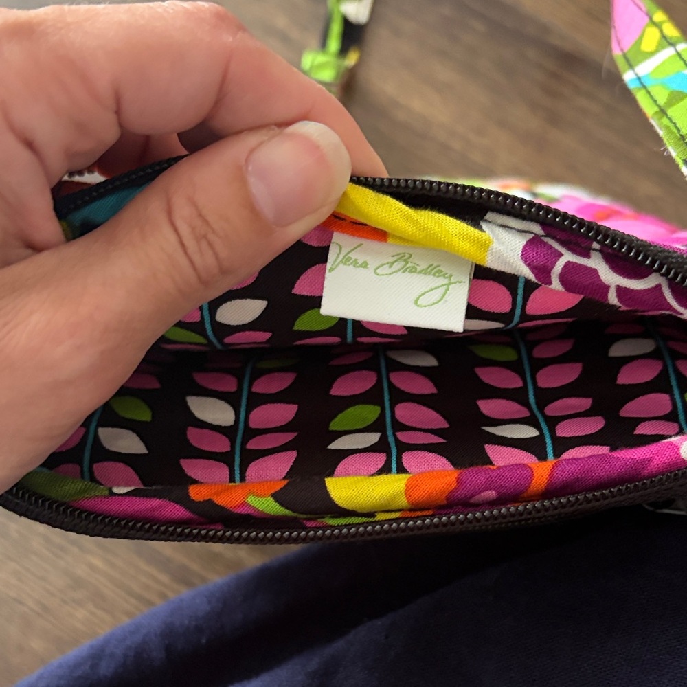 Vera Bradley Mini Hipster in the vibrant "Va Va Bloom" pattern crossbody purse - Picture 6 of 8